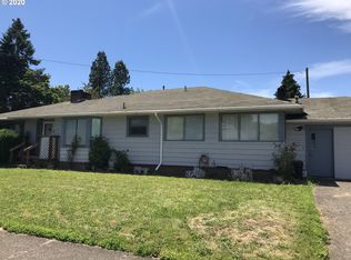927 S 6th St, Cottage Grove, OR 97424