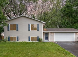 7433 Drew Ave N, Brooklyn Park, MN 55443