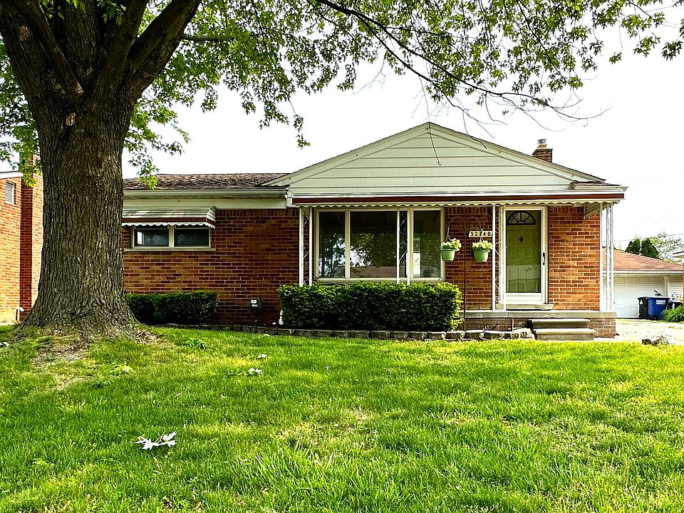 1st image of 32740 Merritt Dr