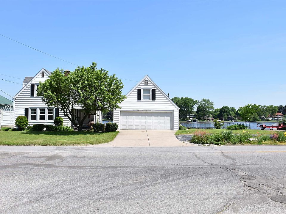 1st image of 2832 E Jackson Blvd