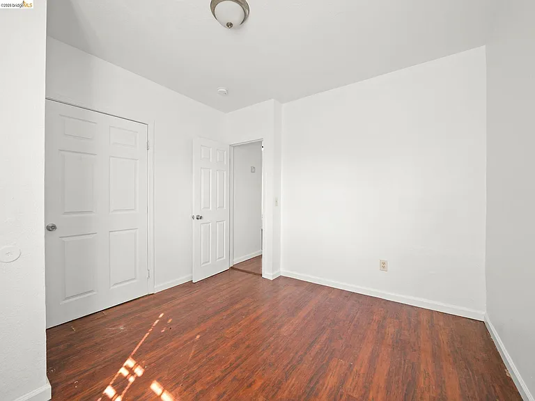 400 Bissell Ave #402 — Photo 14
