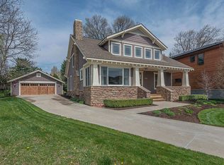842 Cumberland Ridge Ct, Rochester, MI 48307
