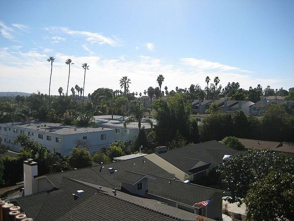 3rd image of 4730 Noyes St APT 212