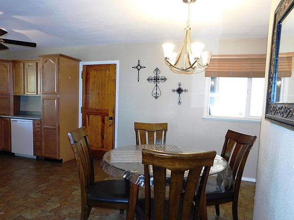 4th image of 1141 N Laguna Ave