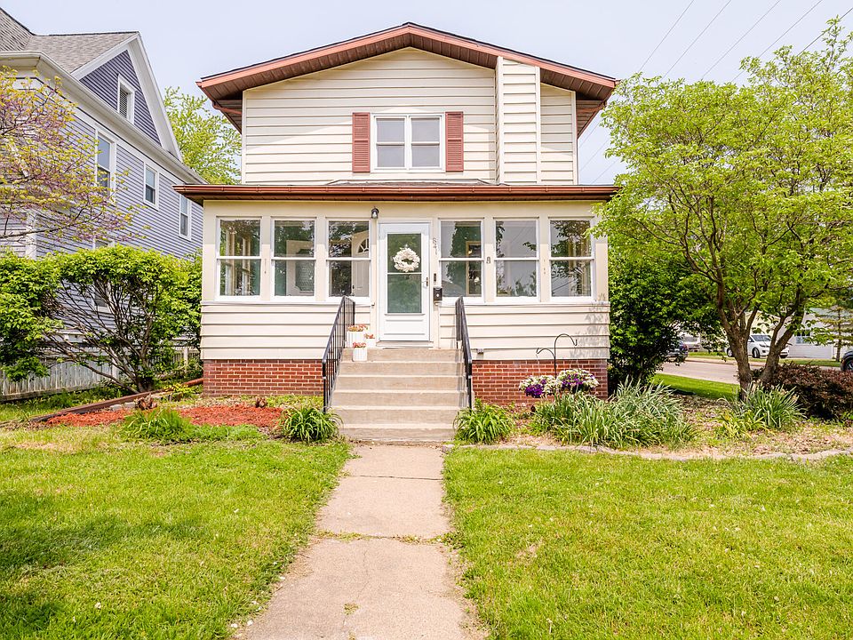 1st image of 841 Wolcott Ave