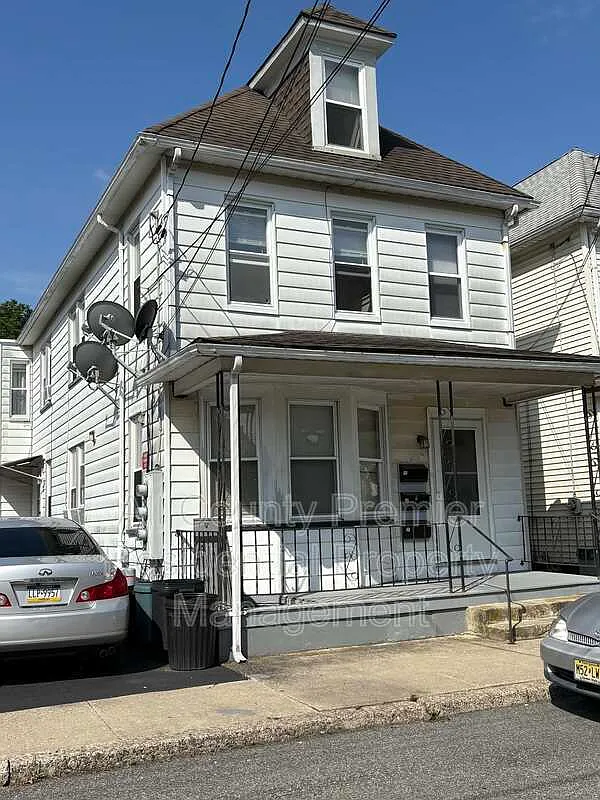 1 bed, 1.0 bath, 600 sqft, $1,475 — Photo 1