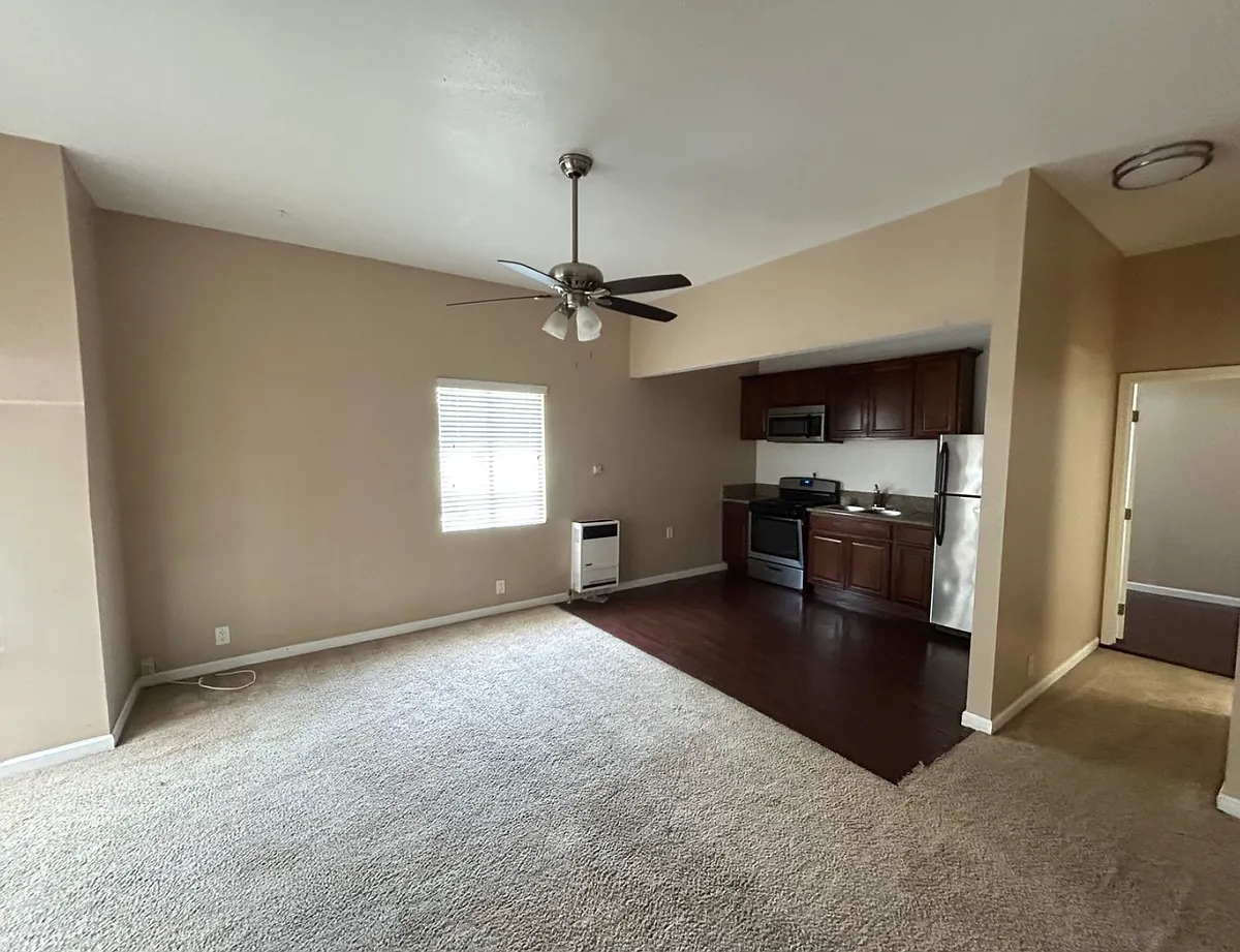 Building Photo - 525 Dodson St #2