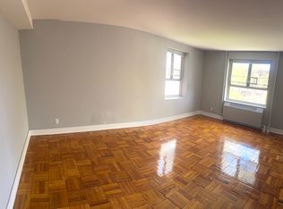 193-15A 73rd Ave #2C, Fresh Meadows, NY 11365