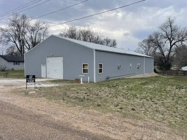 499 S Green St, Meredosia, IL 62665