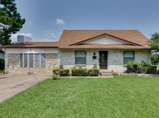 826 Caladium Dr, Mesquite, TX 75149