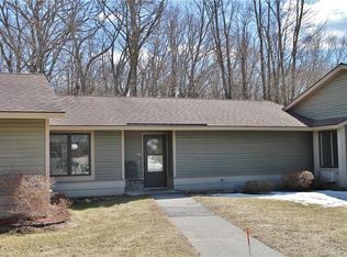 9 Sycamore Dr APT B, Mansfield, CT 06268