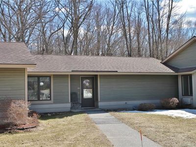 9 Sycamore Dr APT B, Mansfield, CT, 06268