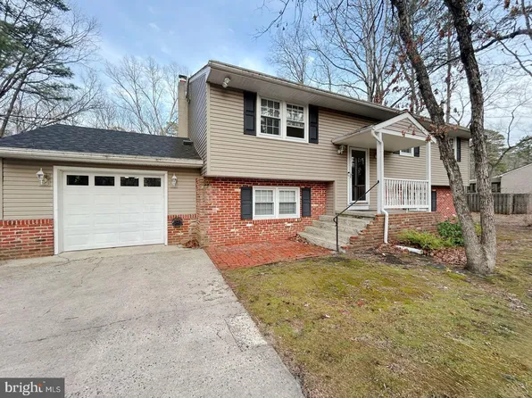 213 Oak Ln, Tabernacle, NJ 08088