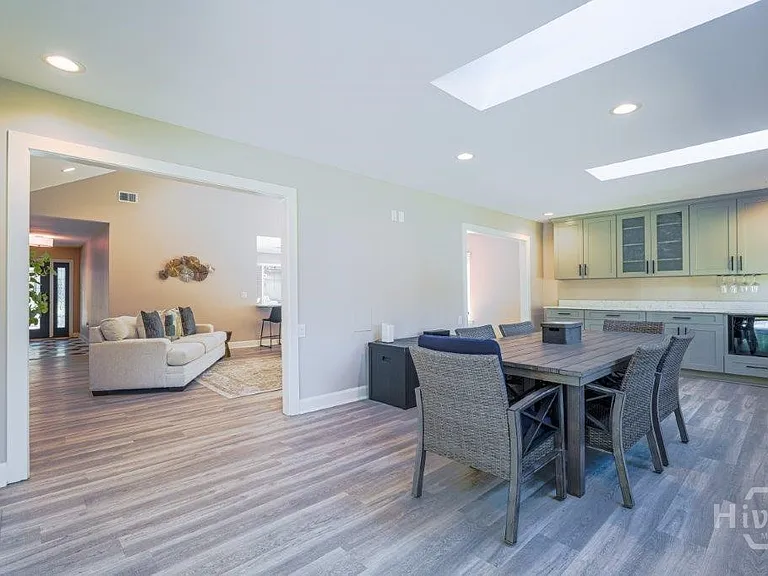 53 Village Green Cir — Photo 20