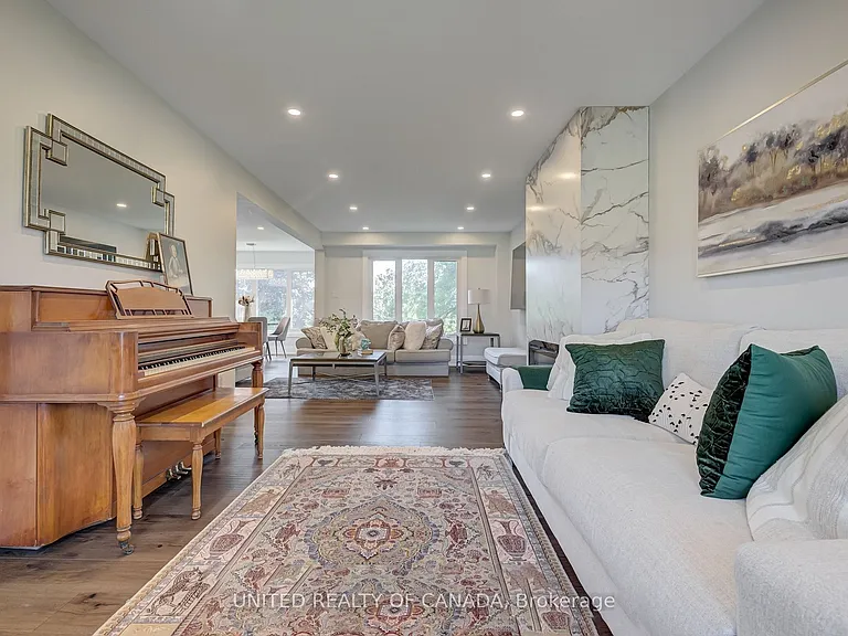 615 Sandford St — Photo 7