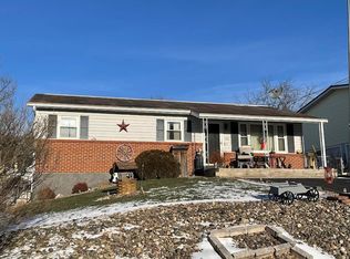 227 Glendale Ave, Lewistown, PA 17044