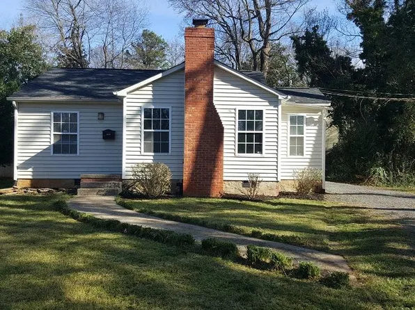 1025 Brookhurst Dr, Charlotte, NC 28205