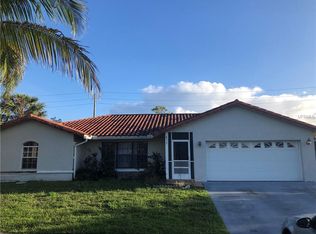 377 Las Palmas St, Royal Palm Beach, FL 33411