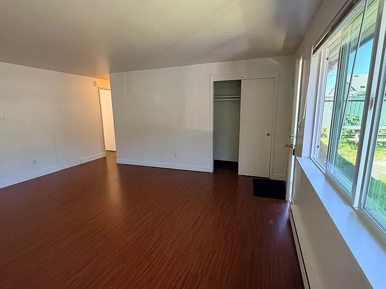3100 NE 16th St. — Photo 11