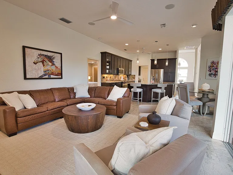 630 Khyber Ln — Photo 23