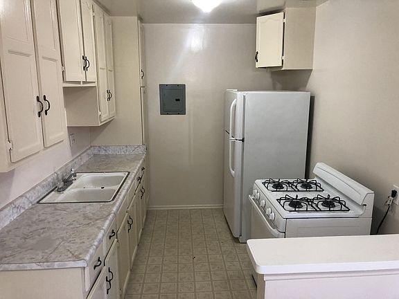 4th image of 12336 Inglewood Ave APT 5
