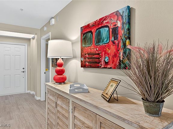 5th image of 20916 Island Sound Cir Unit 102