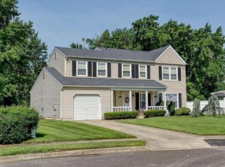35 Glamis Rd, Blackwood, NJ 08012