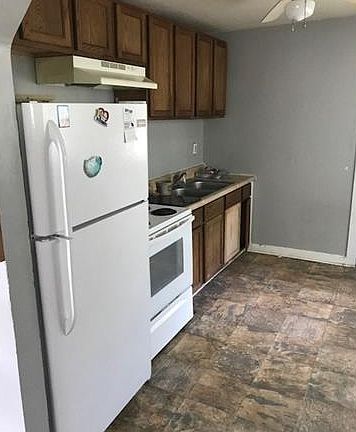 4th image of 102 S 8th Ave