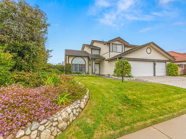 848 Devore Ave — Photo 35