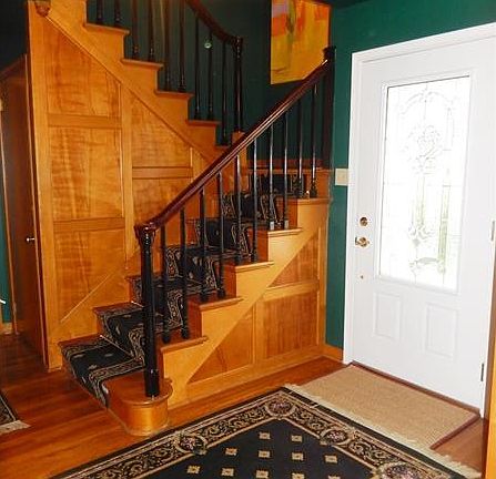 3rd image of 215 Clopper St