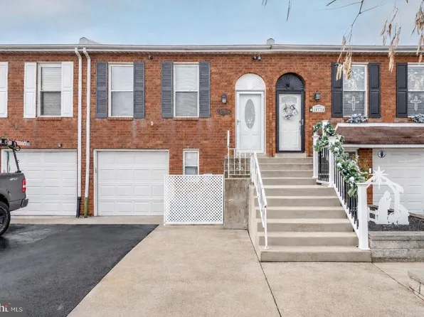 10732 Pelle Cir, Philadelphia, PA 19154