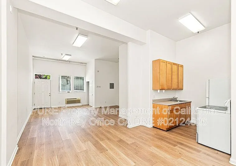 154 Railroad Ave #B — Photo 23