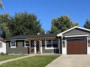 1933 18th Ave, Kenosha, WI 53140