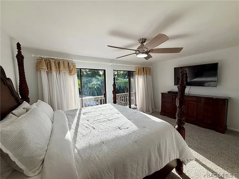 65 Beach Ln #A — Photo 26