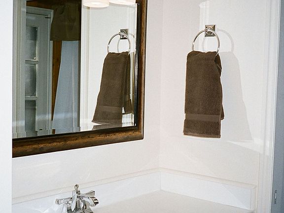 Master Vanity