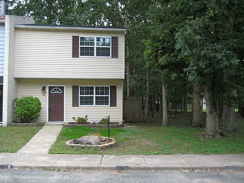 1st image of 16 Betty Lee Pl