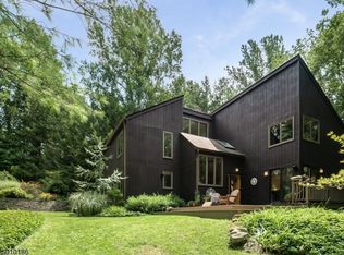 139 South Rd, Chester, NJ 07930