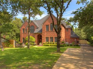 5811 Earle St, Arlington, TX 76016