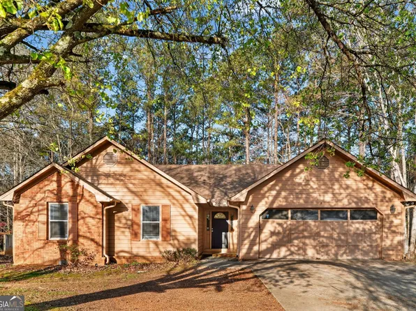 243 Hillandale Dr, Stockbridge, GA 30281