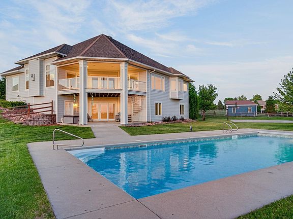2nd image of 6734 Cantebury Ct