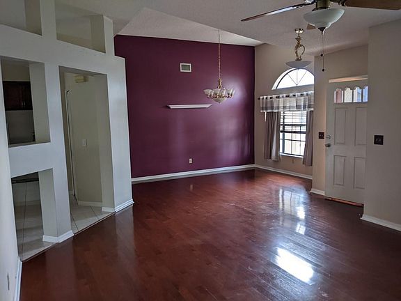 3rd image of 3389 Fan Palm Blvd