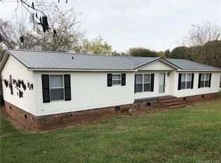 1699 Amy Dr, Conover, NC 28613