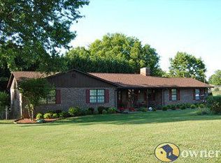 2826 Ty Dr, Louisville, TN 37777