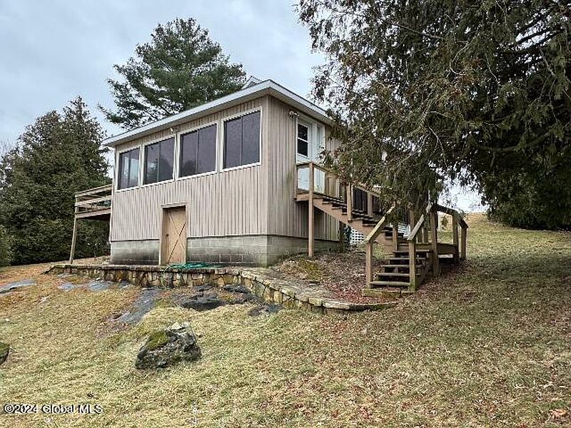 3rd image of 29 Old Port Way