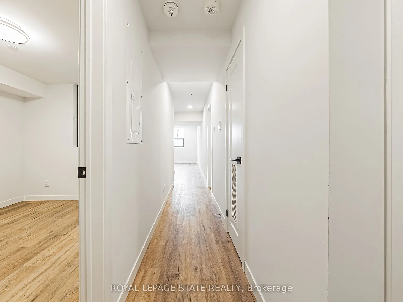 2 bed, $2,600 — Photo 3