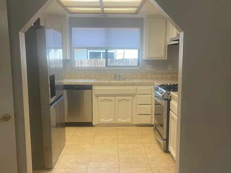 651 Country Oak Dr — Photo 9