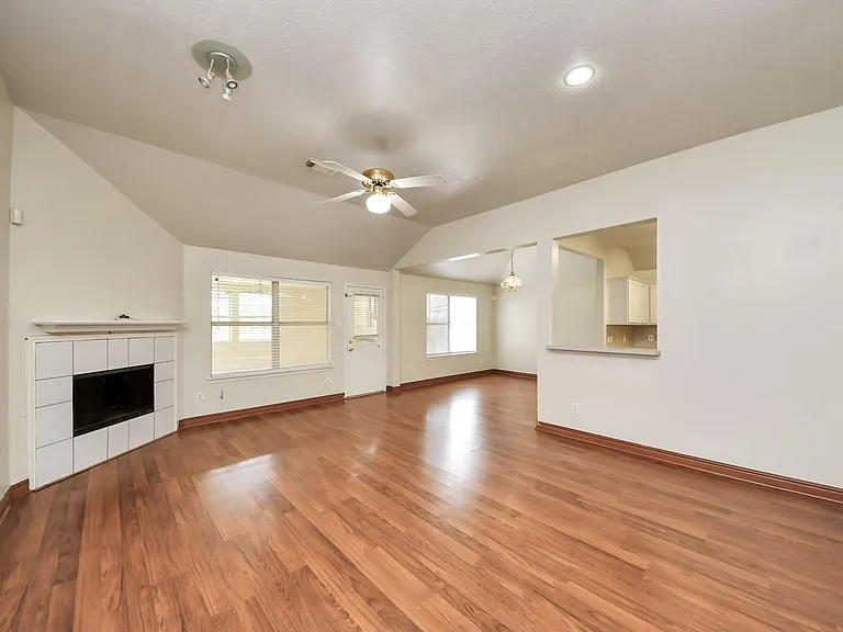 4235 Custer Creek Dr — Photo 11