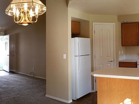 3rd image of 9153 W Stoneham Dr