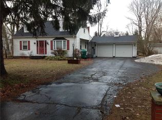 260 Park Lane Dr, Webster, NY 14580