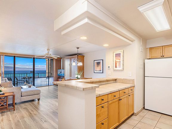 5th image of 4327 Lower Honoapiilani Rd APT 1102B